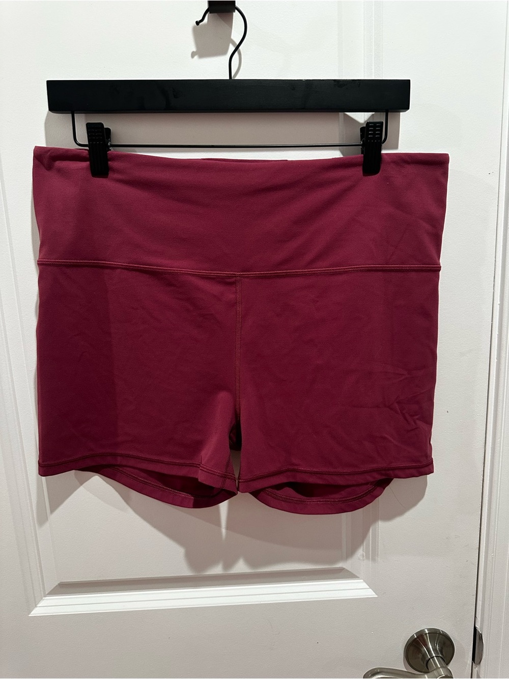 Athleta Women’s High-Waist Active Shorts - Burgundy Size XL